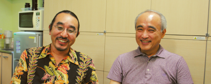 菅 裕明(すが ひろあき)氏（左）、窪田 規一(くぼた きいち)氏（右）